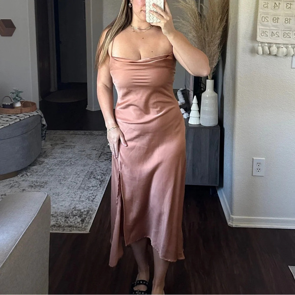 ASTR the Label Gaia Satin Midi Dress - Size S - Picture 8 of 9